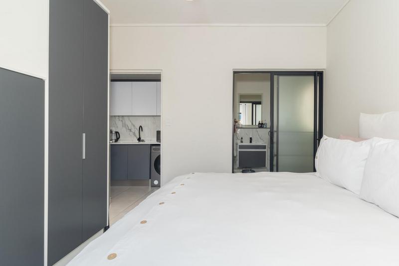 1 Bedroom Property for Sale in The Huntsman Western Cape